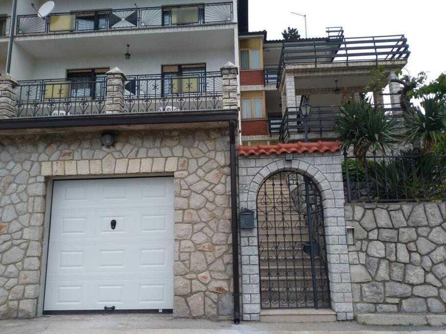 Apartment Mediterranean Garden Rijeka Luaran gambar